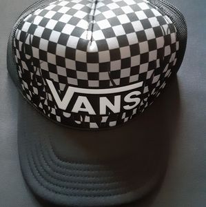 Vans bucket hat signed Steve Van Doren Skateboard surf kelly slater tony hawk